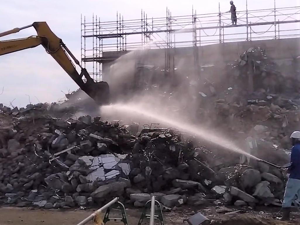 多水量散水機 ガン2丁取り型